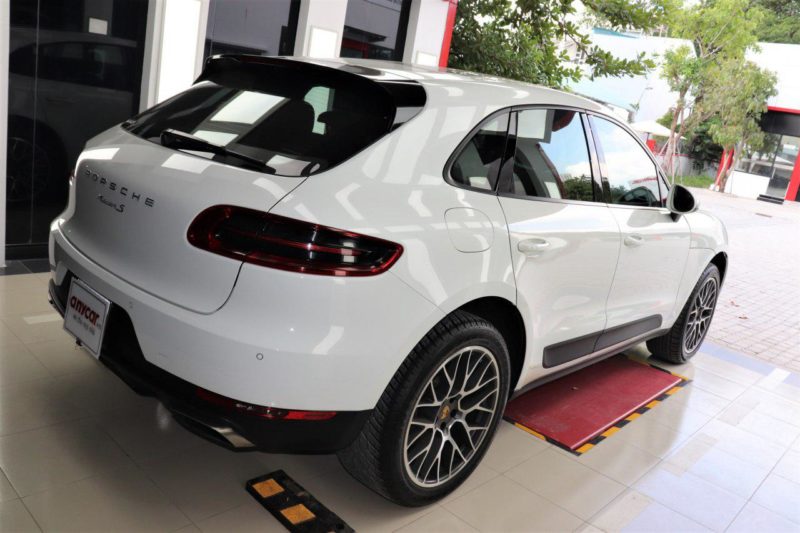 Porsche Macan 2.0AT 2016 - 6