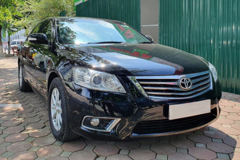 Có nên mua Toyota Camry chạy 10 năm giá 515 triệu trên sàn xe cũ