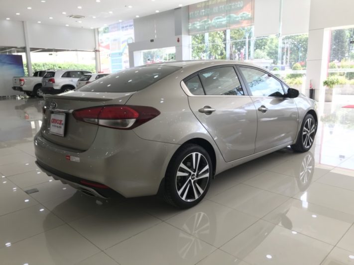 Kia Cerato 1.6AT 2017 - 7