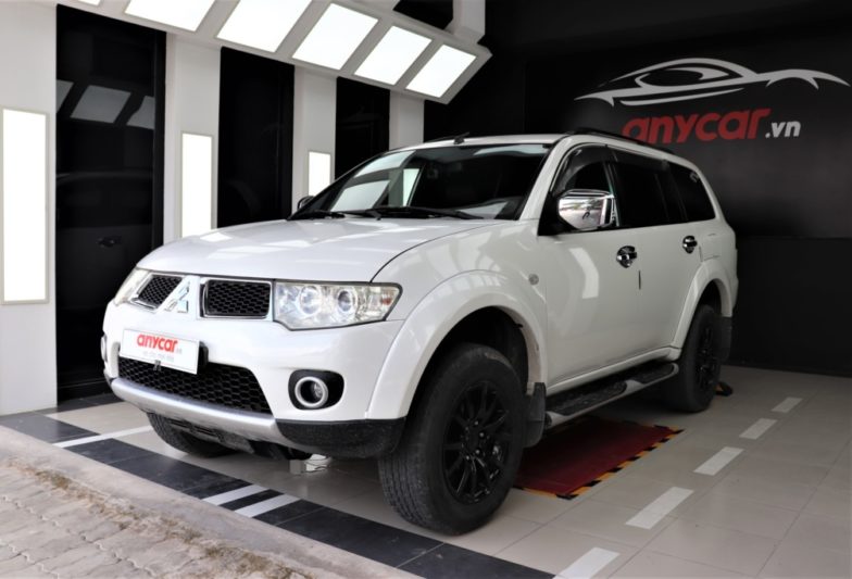 Mitsubishi Pajero Sport 4x2 3.0AT 2013 - 2