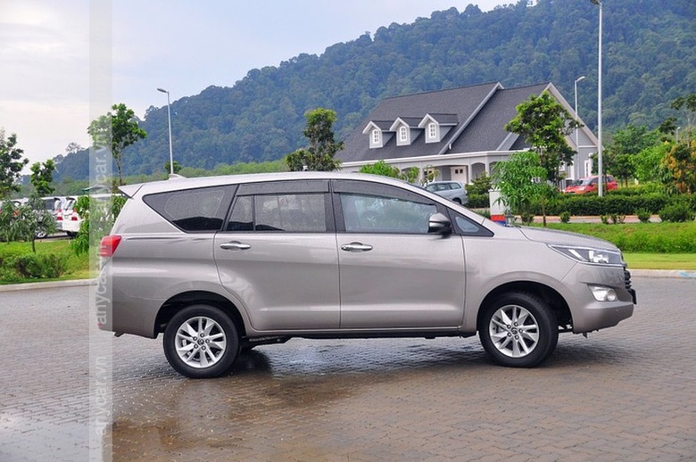 Cách chọn mua Toyota Innova cũ cần biết - 15