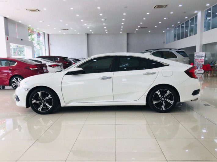 Honda Civic Turbo 1.5AT 2016 - 6