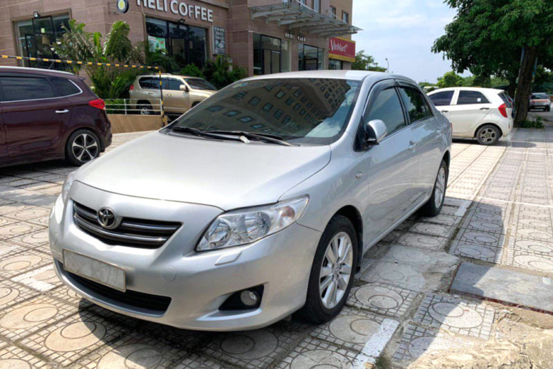 Toyota Corolla 1.6AT 2010 - 3