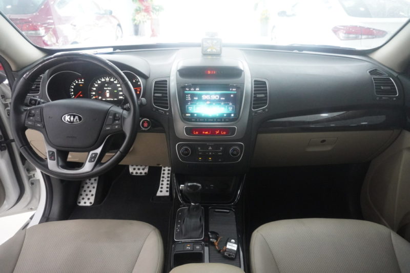 Kia Sorento GATH 2.4AT 2018 - 25