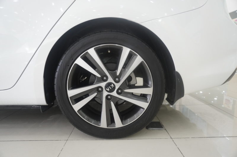 Kia Cerato 1.6AT 2018 - 8