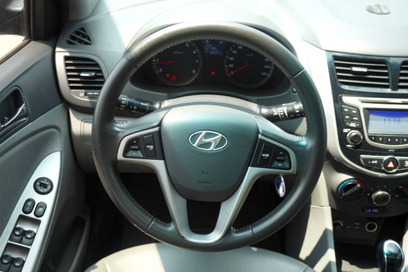 Hyundai Accent 1.4AT 2014 - 13