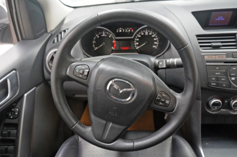 Mazda BT-50 2.2AT 2018 - 12