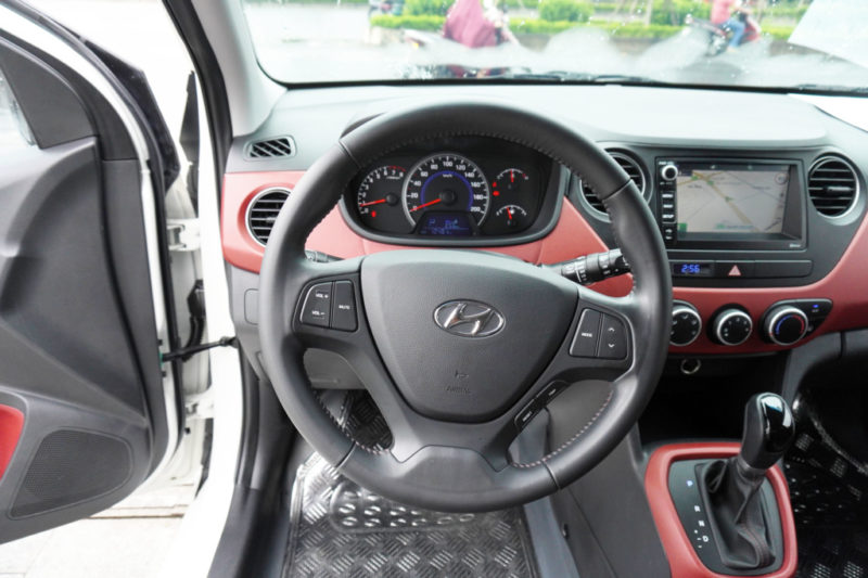 Hyundai i10 Hatchback 1.2AT 2016 - 14