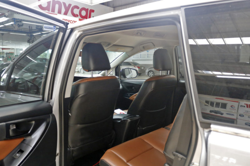 Toyota Innova E 2.0MT 2017 - 14