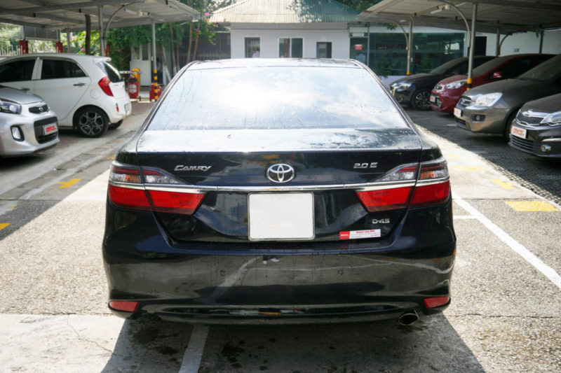 Toyota Camry E 2.0AT 2017 - 6