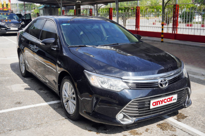 Toyota Camry E 2.0AT 2017 - 1