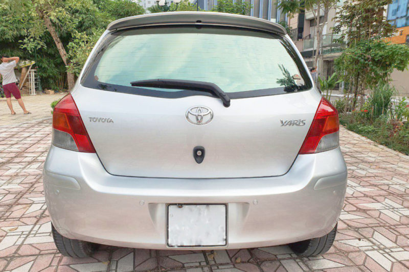 Toyota Yaris 1.3AT 2009 - 5