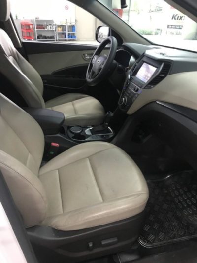 Hyundai Santafe 2.4AT 2018 - 17