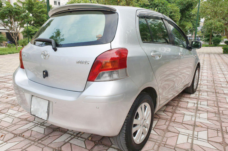 Toyota Yaris 1.3AT 2009 - 6