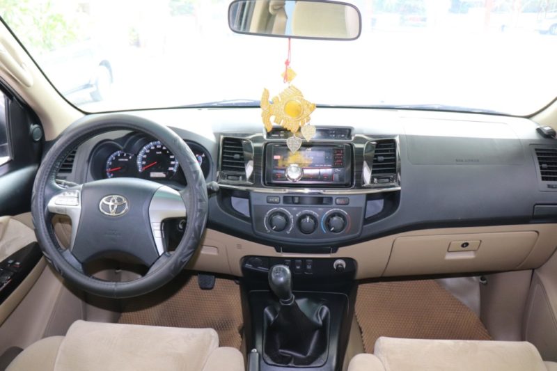 Toyota Fortuner 2.5MT 2016 - 23