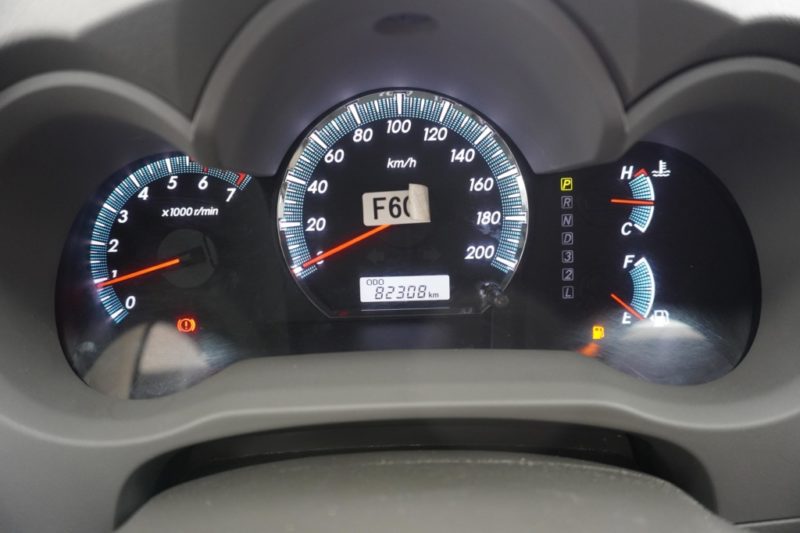 Toyota Fortuner V 4x2 2.7AT 2013 - 16