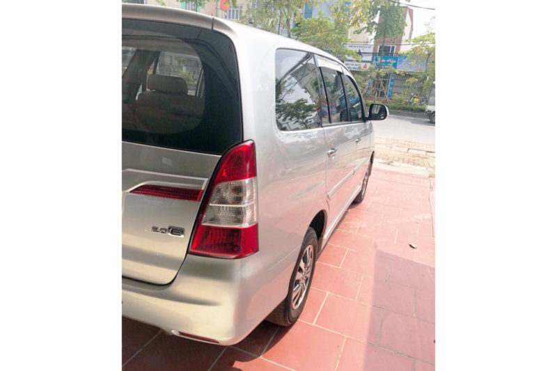 Toyota Innova E 2.0MT 2015 - 4