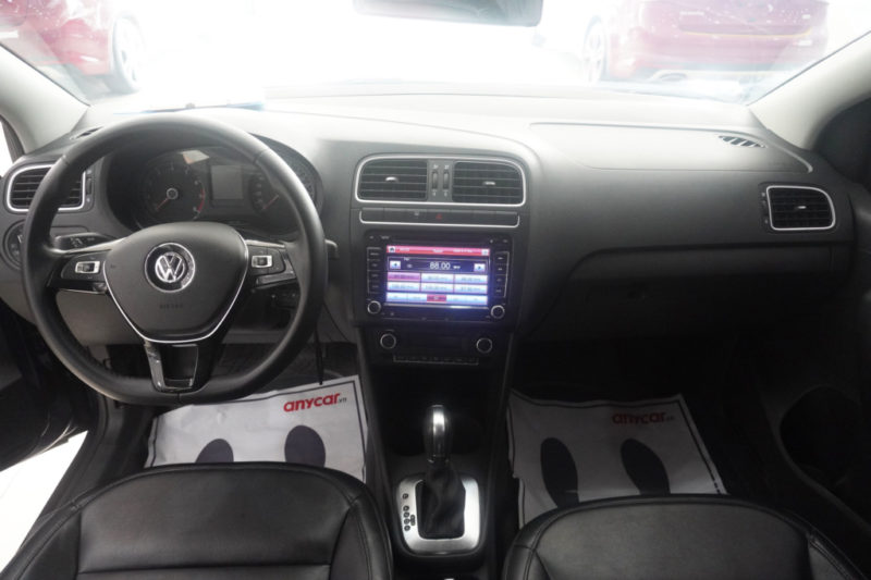 Volkswagen Polo 1.6AT 2015 - 23