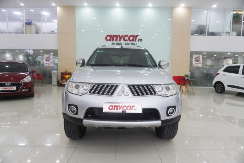 Mitsubishi Pajero Sport 2WD 2.5AT 2011 - 2