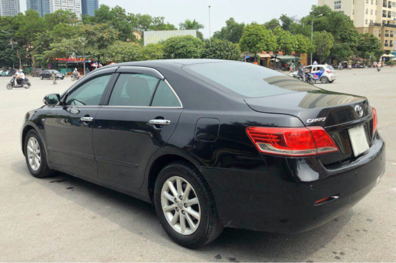 Toyota Camry G 2.4AT 2010 - 3