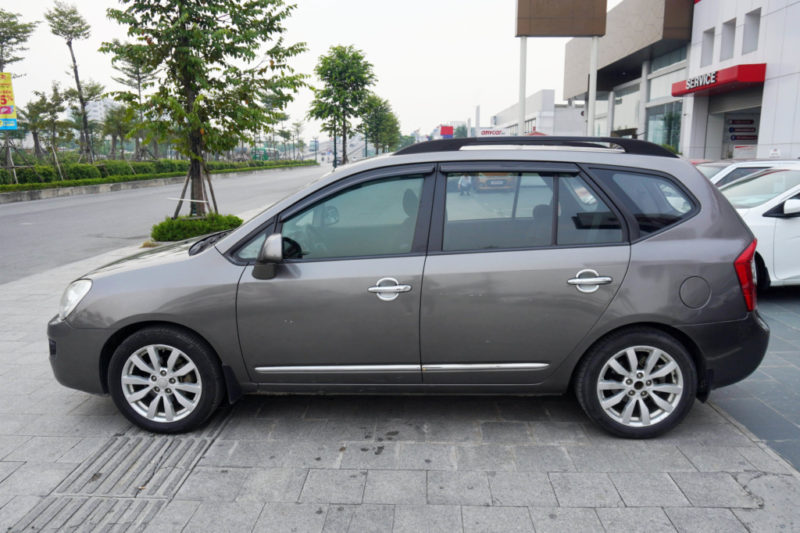 Kia Carens EX 2.0MT 2010 - 4