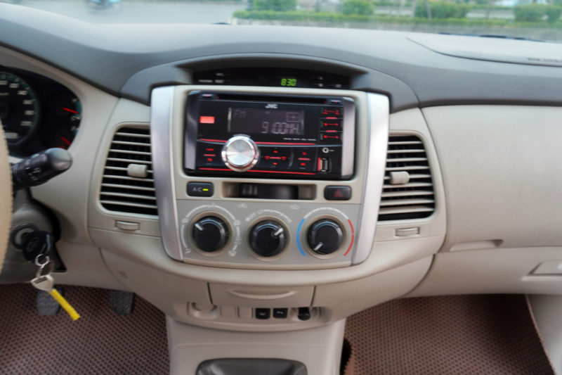 Toyota Innova 2.0MT 2015 - 16