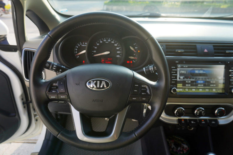 Kia Rio 1.4AT 2016 - 14