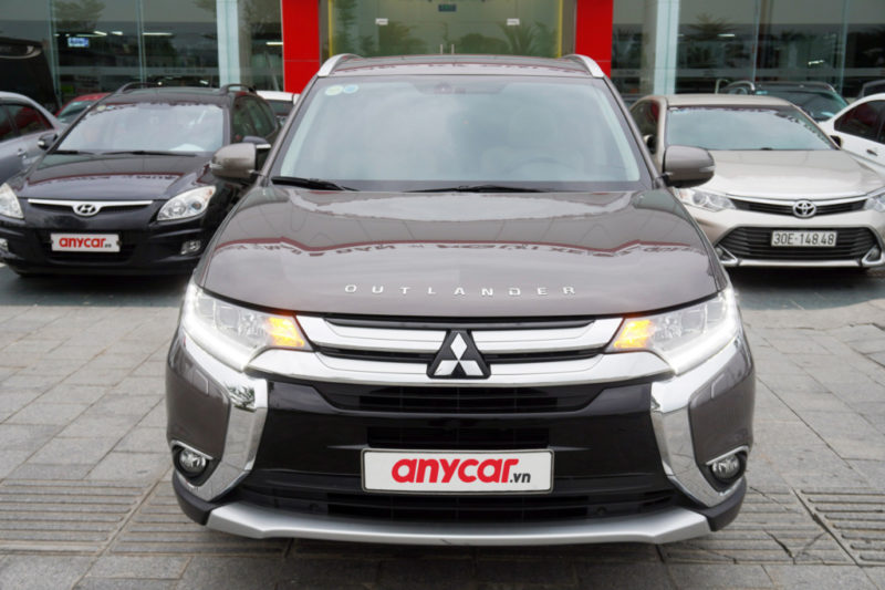 Mitsubishi Outlander CVT premium 2.0AT 2017 - 2