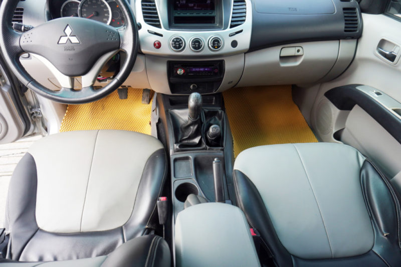 14303 Thông tin chi tiết xe Mitsubishi Triton GLS cabin kép MT 4x4 2010 cũ #63 14303 Thông tin chi tiết xe Mitsubishi Triton GLS cabin kép MT 4x4 2010 cũ