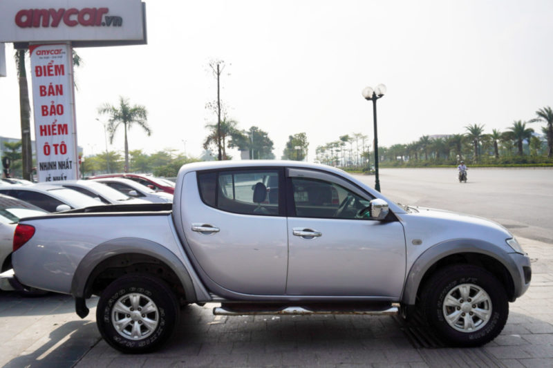 Mitsubishi Triton 2.5MT 2010 - 8