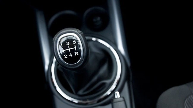 Nút điều khiển xe ô tô cũng là một phần quan trọng trong hệ thống lái xe. Hãy xem hình ảnh liên quan để trang bị cho mình những kiến thức cần thiết để vận hành xe một cách hợp lý và an toàn.
