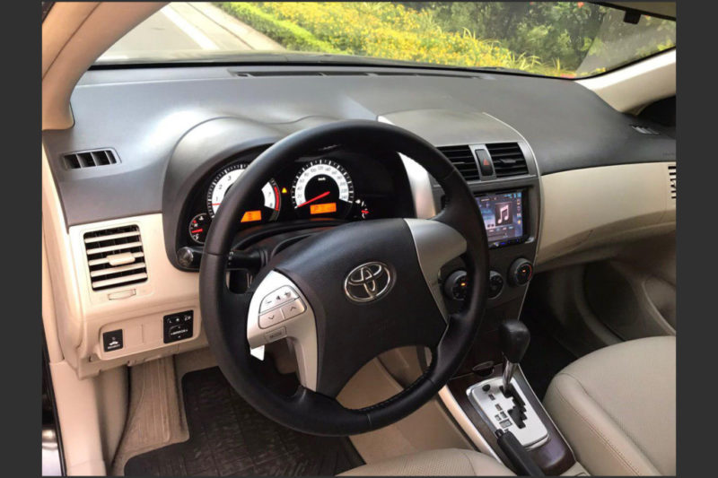Toyota Altis 1.8AT 2013 - 6