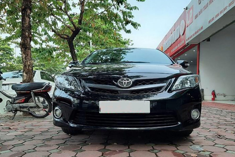 Toyota Corolla 2.0AT 2011 - 2