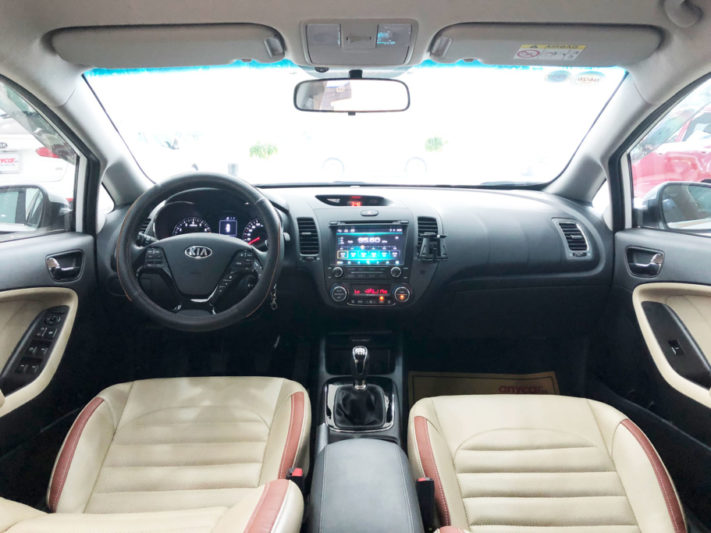 Kia Cerato 1.6MT 2018 - 22