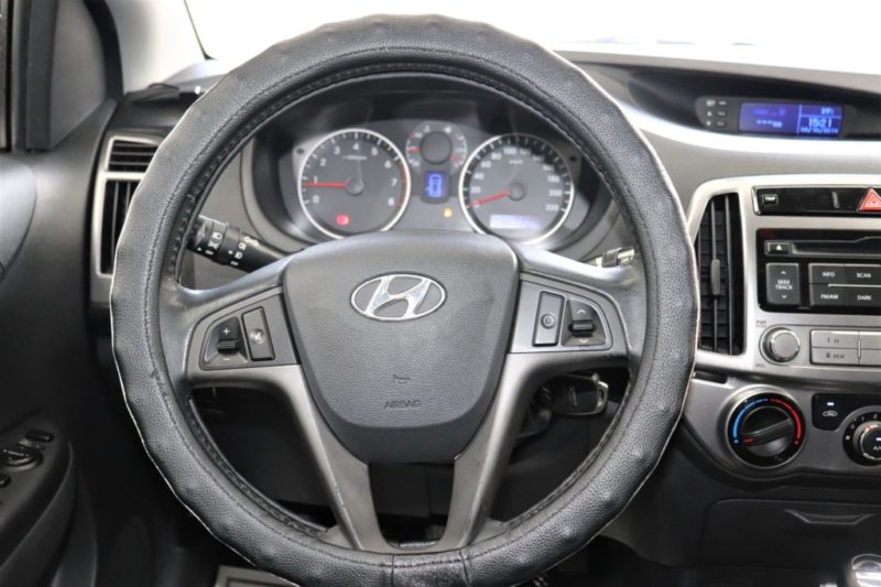 Hyundai i20 1.4AT 2013 - 11