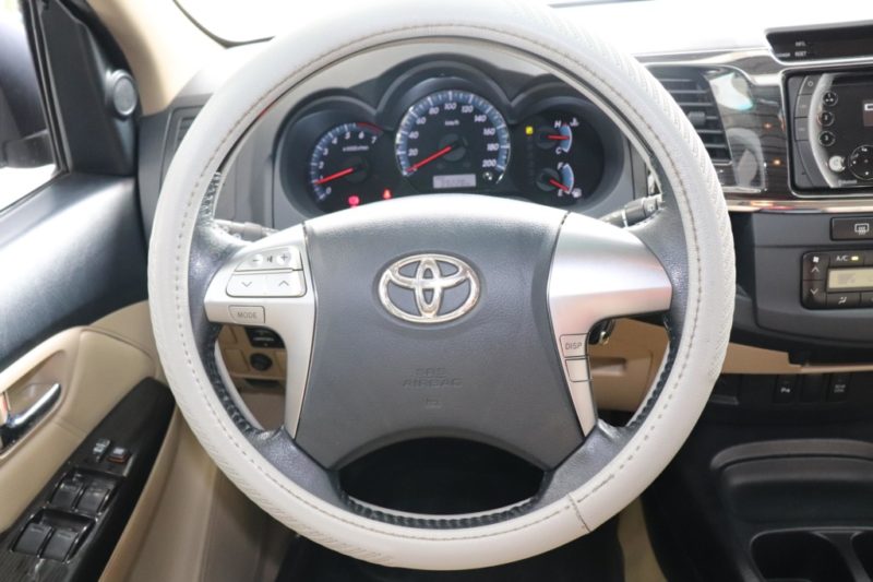 Toyota Fortuner V 4x2 2.7AT 2014 - 14