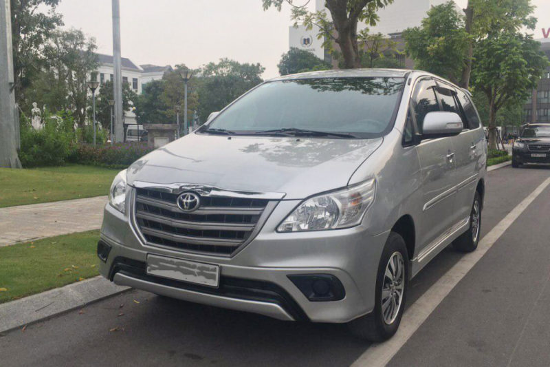 Toyota Innova E 2.0MT 2016 - 3