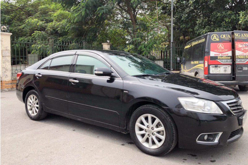 Toyota Camry G 2.4AT 2010 - 1