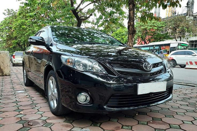 Toyota Corolla 2.0AT 2011 - 1