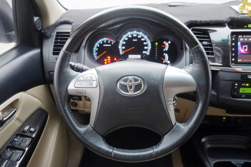 Toyota Fortuner Sportivo 2.7AT 2016 - 11