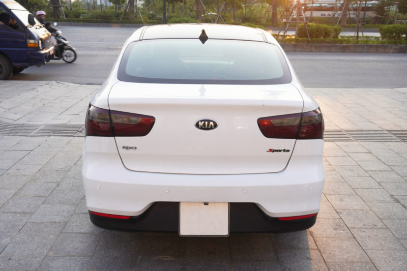 Kia Rio 1.4AT 2016 - 6