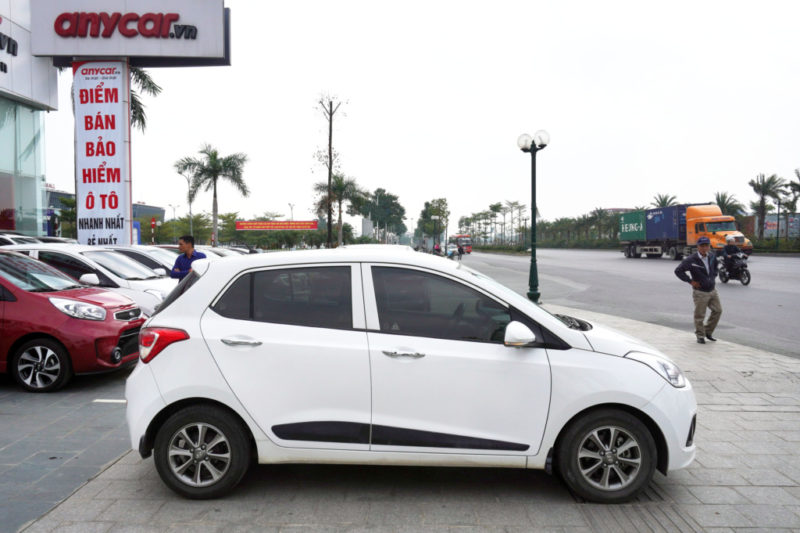 Hyundai i10 Hatchback 1.0AT 2015 - 8