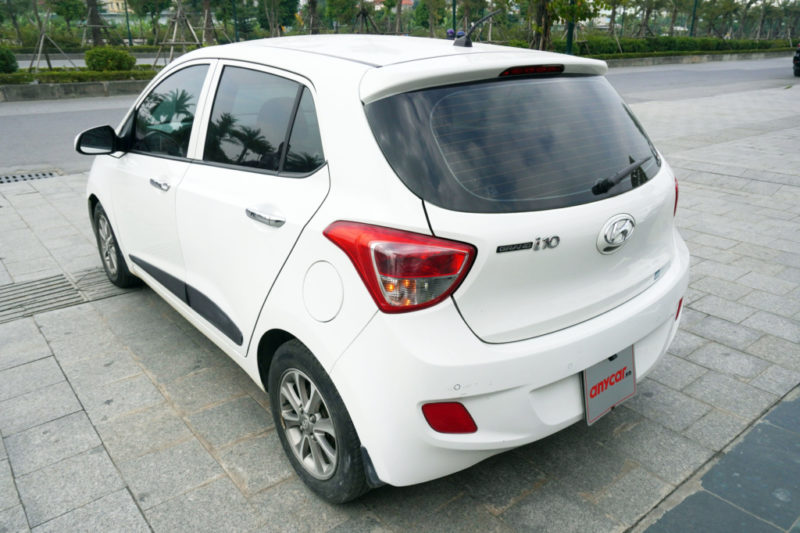 Hyundai i10 Hatchback 1.0AT 2015 - 5