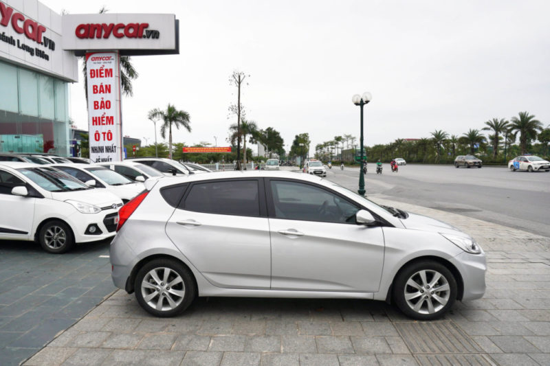 Hyundai Accent Blue 1.4AT 2015 - 8