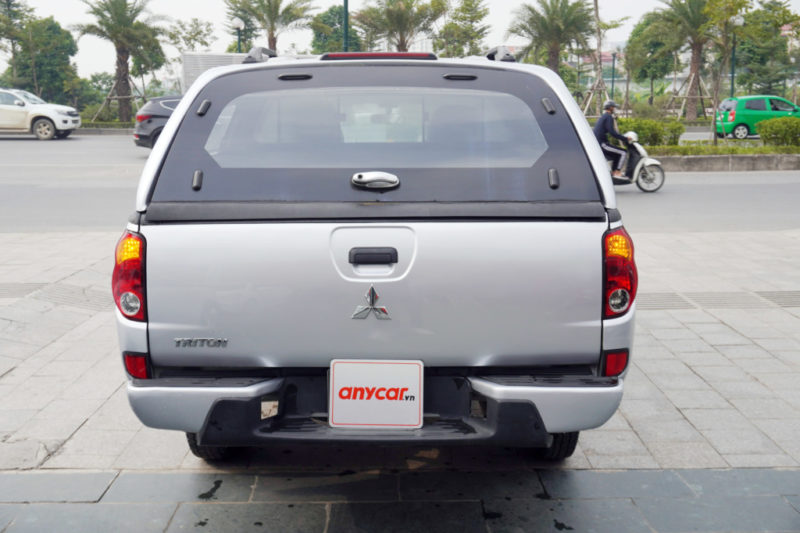 Mitsubishi Triton 2.4MT 2010 - 6