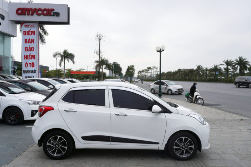 Hyundai i10 Hatchback 1.2MT 2017 - 8