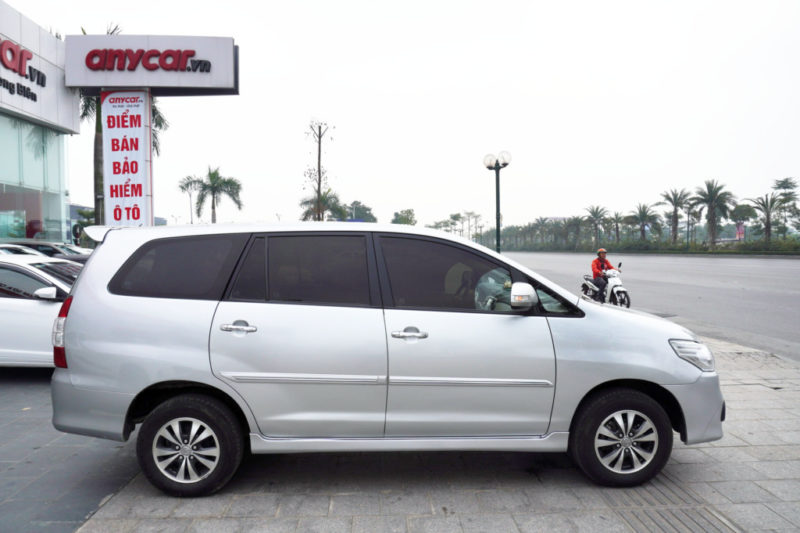 Toyota Innova E 2.0MT 2015 - 8