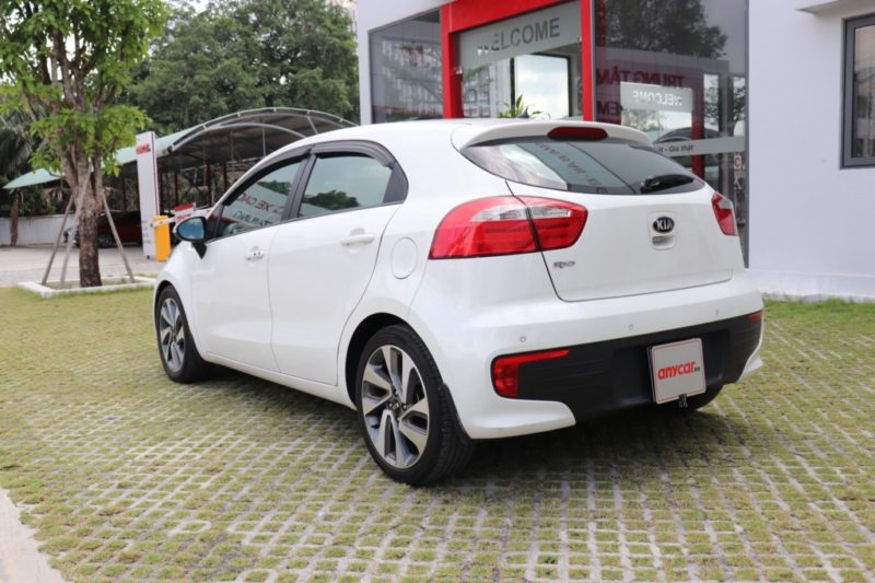 Kia Rio 1.4AT 2015 - 6