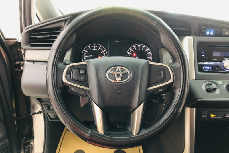 Toyota Innova E 2.0MT 2019 - 19