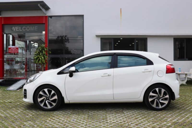 Kia Rio 1.4AT 2015 - 7